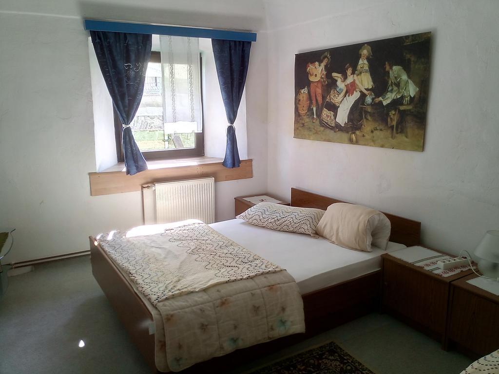 Guesthouse Veles Slovenska Bistrica Exteriör bild