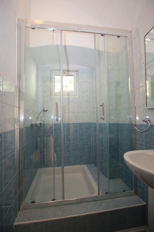 Guesthouse Veles Slovenska Bistrica Rum bild