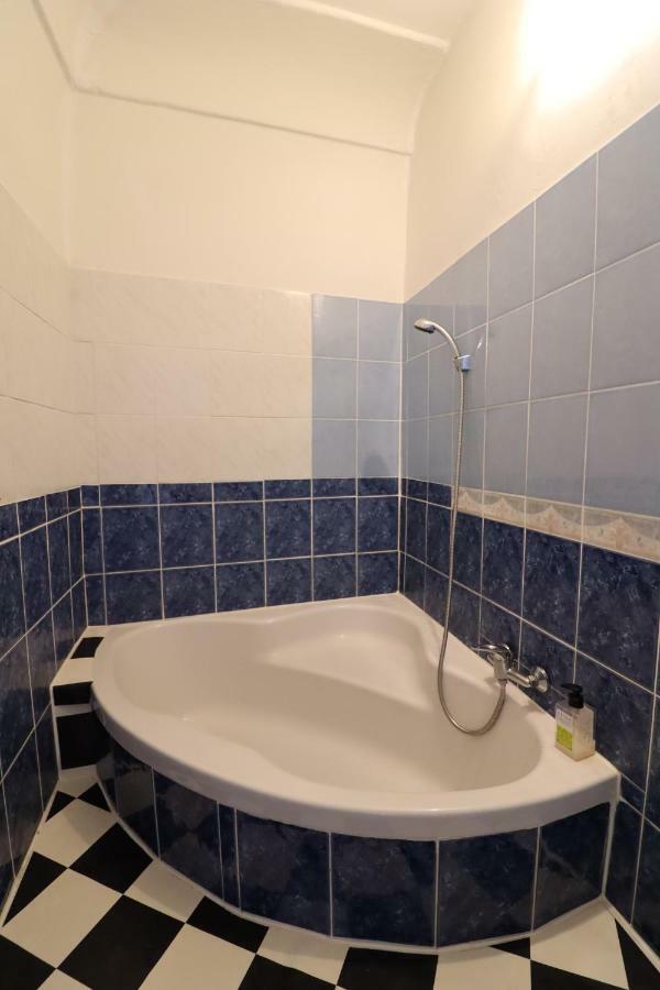 Guesthouse Veles Slovenska Bistrica Exteriör bild