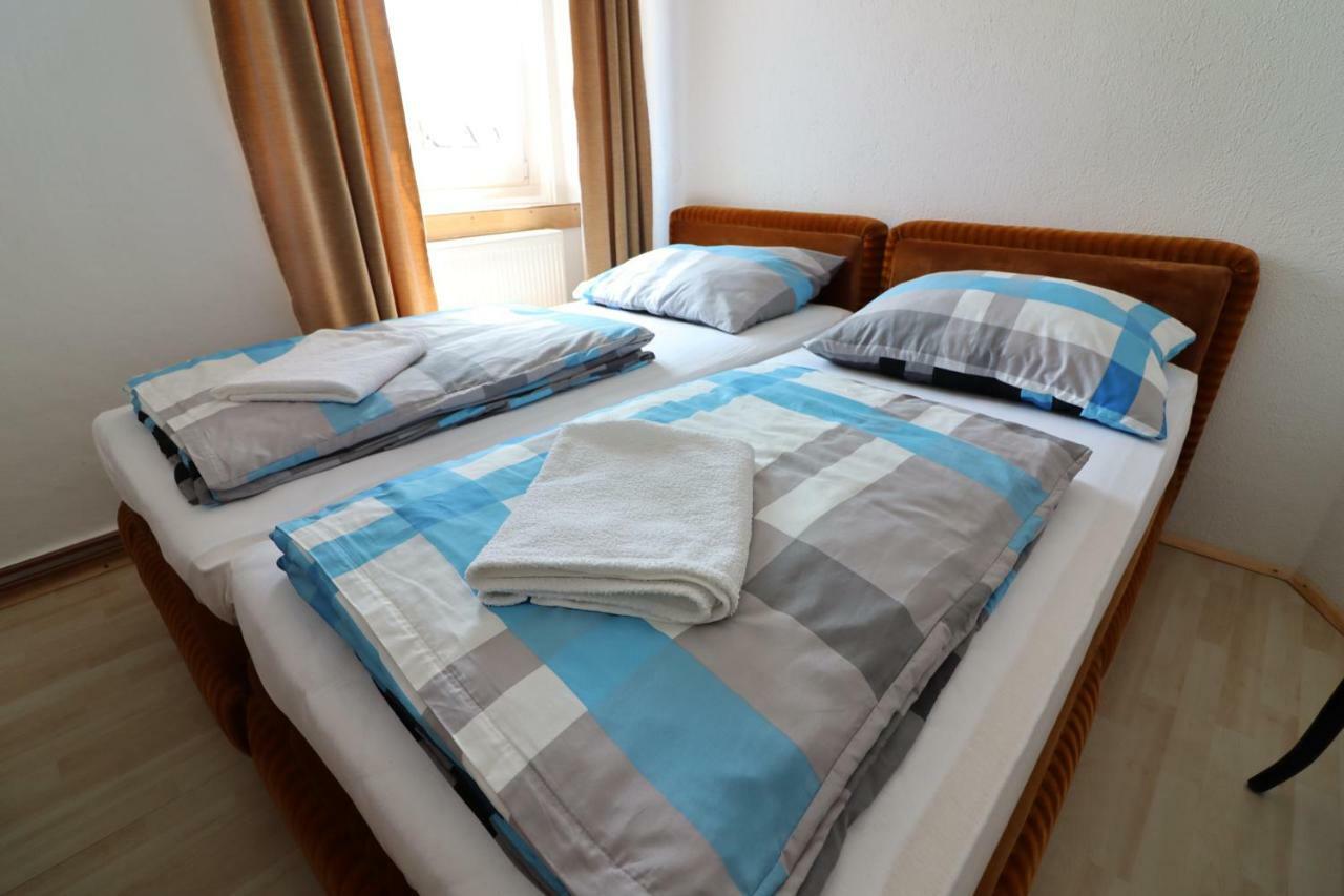 Guesthouse Veles Slovenska Bistrica Exteriör bild