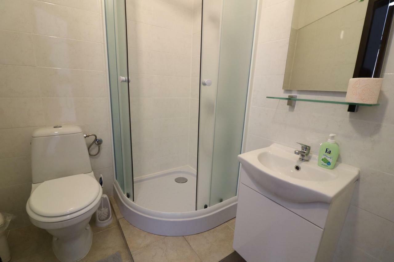 Guesthouse Veles Slovenska Bistrica Exteriör bild